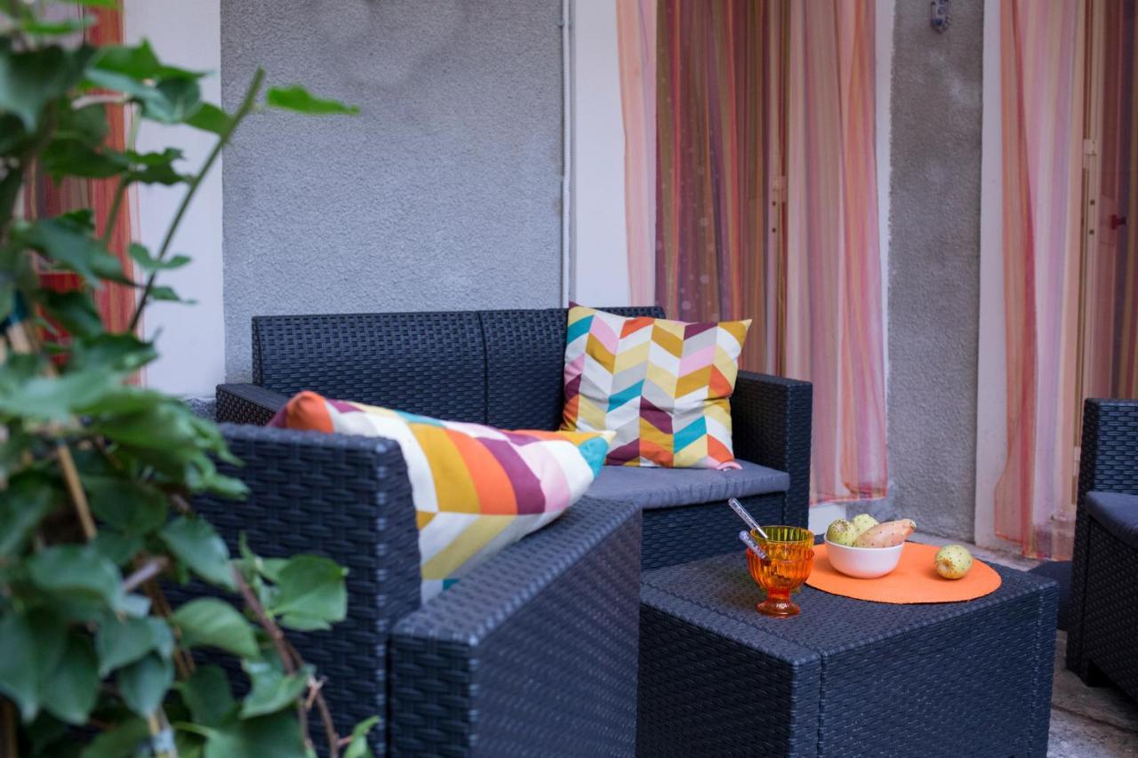 Al Cortile Del Re Luxury Home Catania Exterior photo